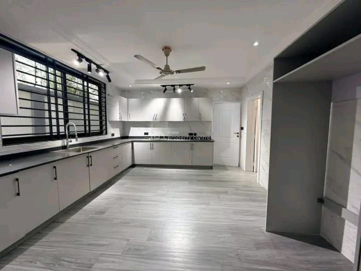 Executive 3 Bedroom, Tse Addo, Accra, Townhouse for Rent