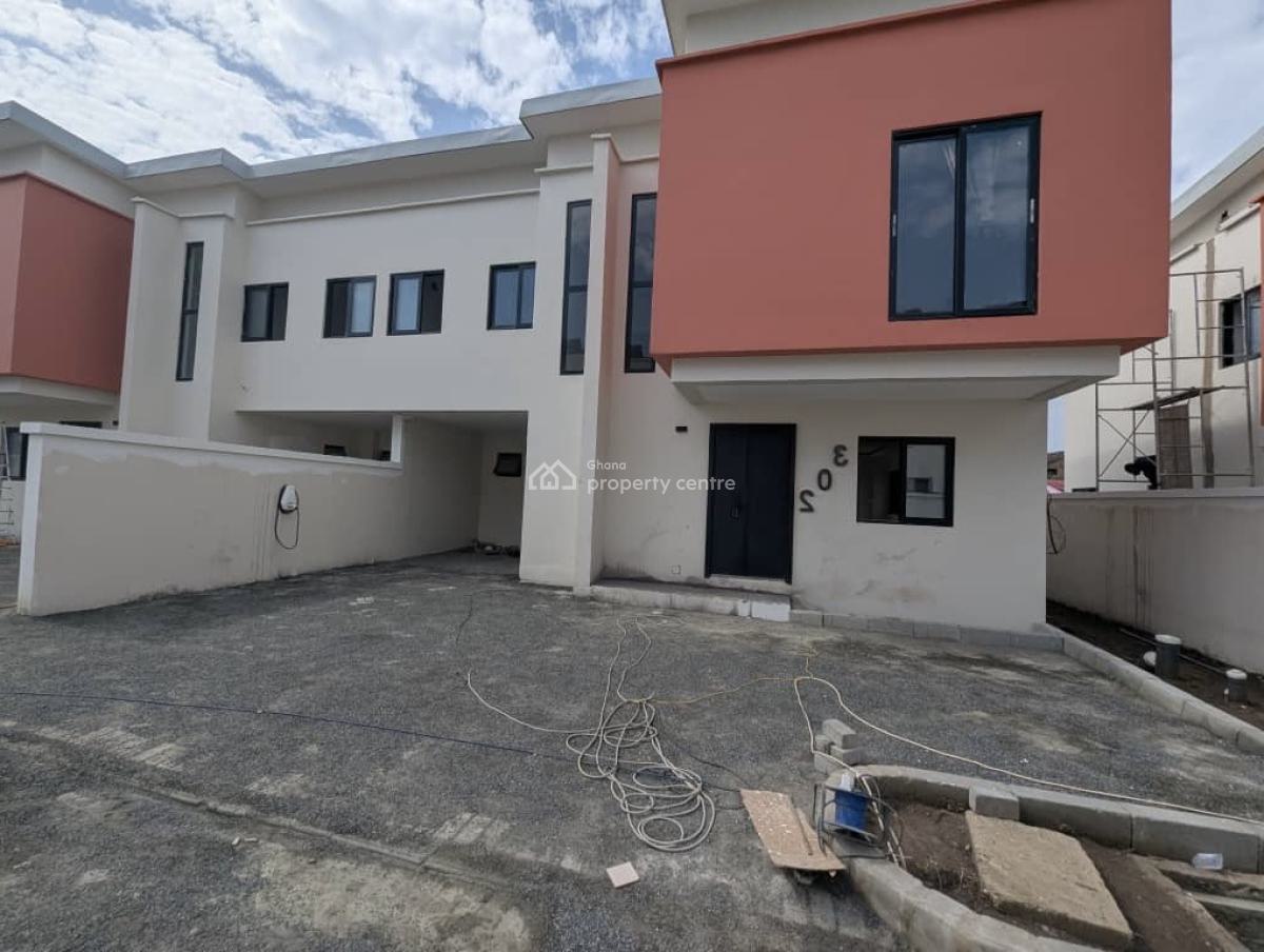 3 Bedrooms at Cfc Estate Dome, Cfc Estate, Dome, Ga East Municipal, Accra, Detached Duplex for Sale