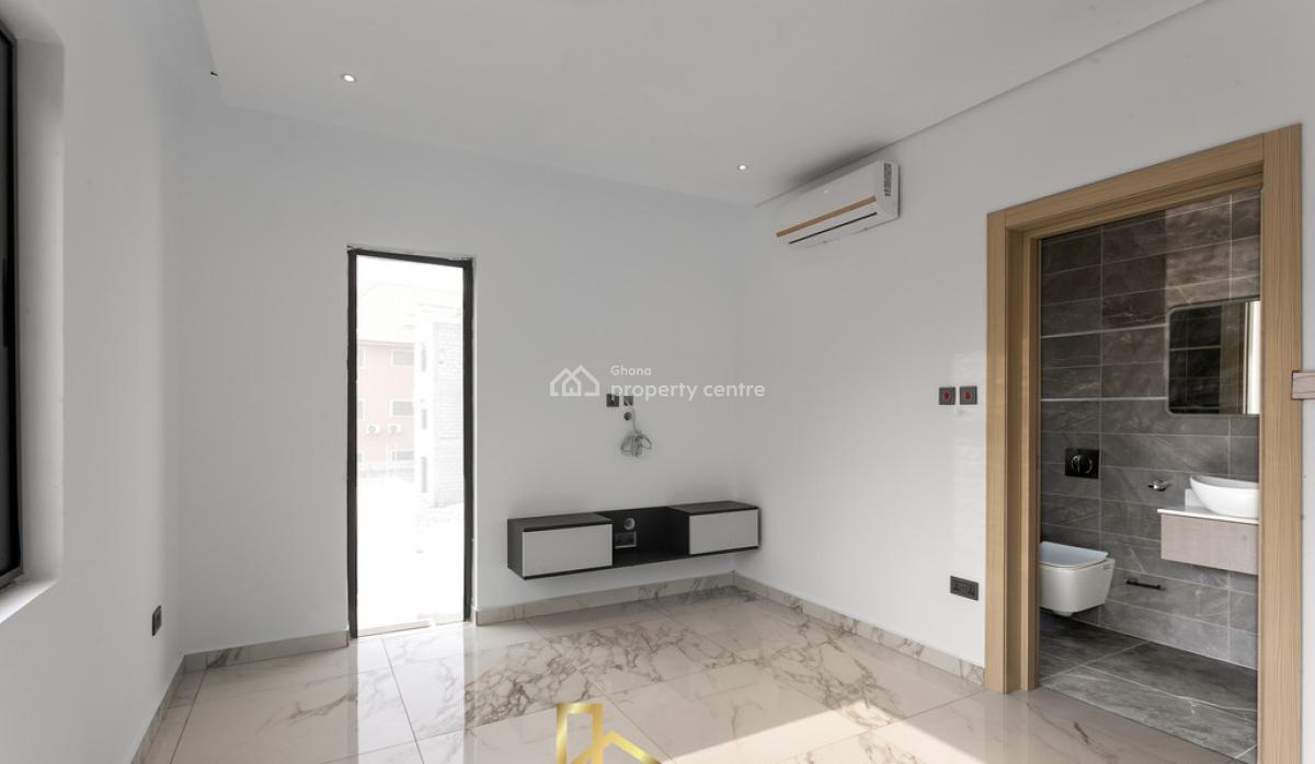 Detached 4 Bedroom Duplex with Swimming Pool, Mahama Road, East Airport, Airport Residential Area, Accra, Detached Duplex for Rent