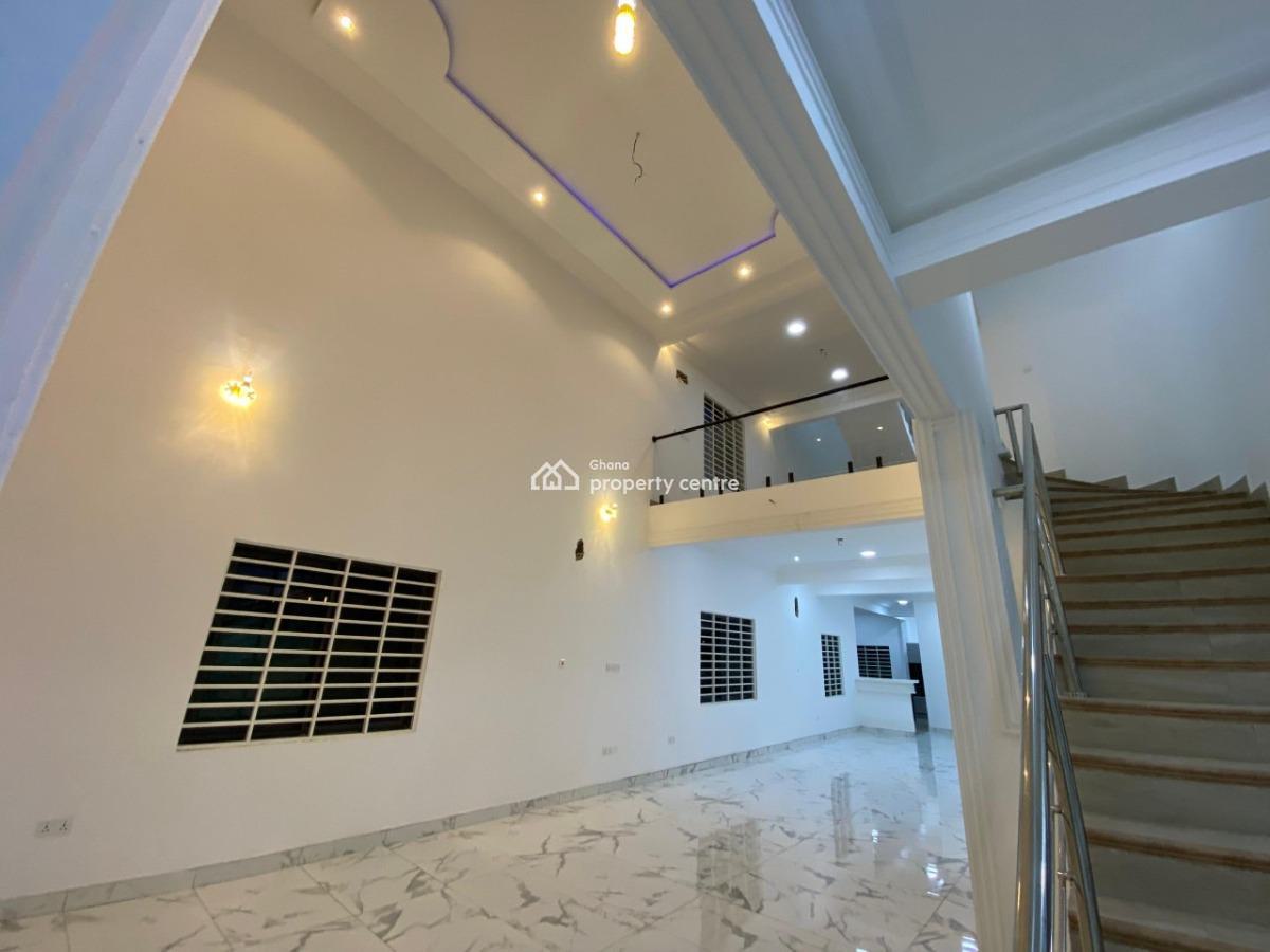 Detached 4 Bedroom Duplex with Rooftop Terrace, Mahama Road, East Airport, Airport Residential Area, Accra, Detached Duplex for Rent