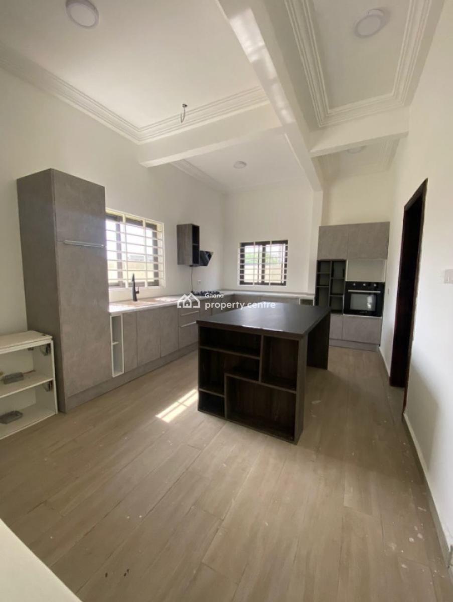 Detached 4 Bedroom Duplex with Rooftop Terrace, Mahama Road, East Airport, Airport Residential Area, Accra, Detached Duplex for Rent