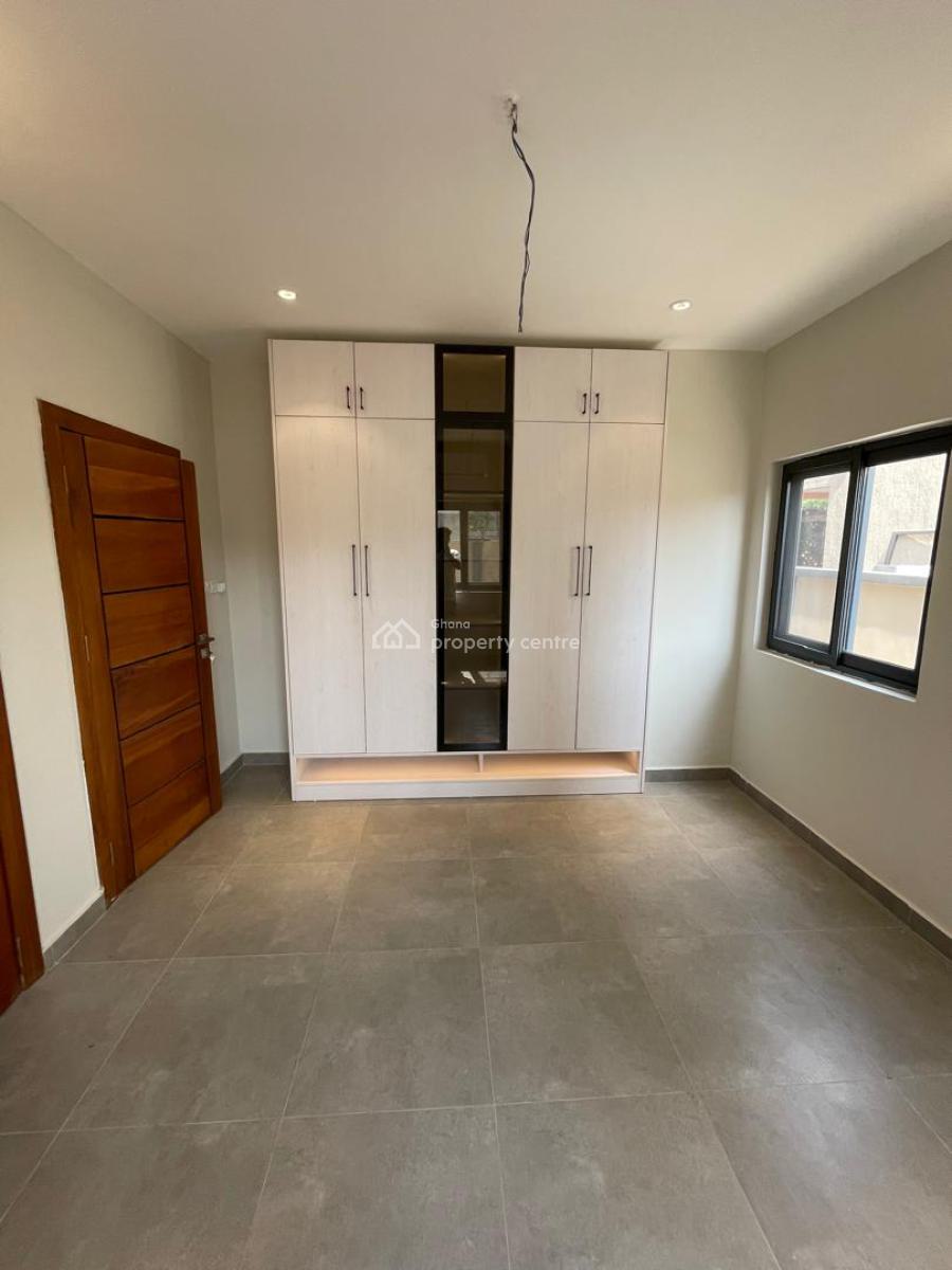 4 Bedrooms at Pantang Village, Pantang Village, Oyarifa, La Nkwantanang Madina Municipal, Accra, Detached Duplex for Sale