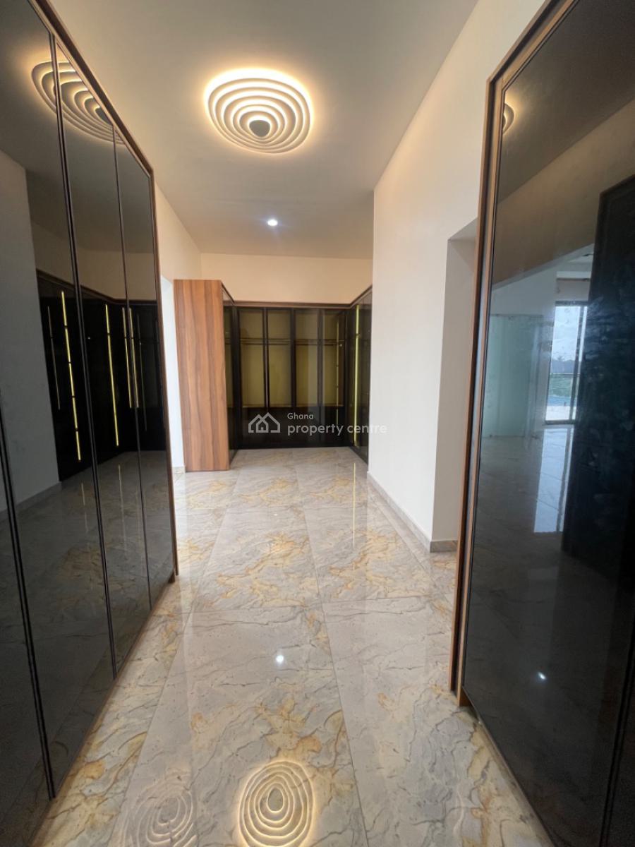 4 Bedroom House with Swimming Pool, East Legon, Accra, House for Sale