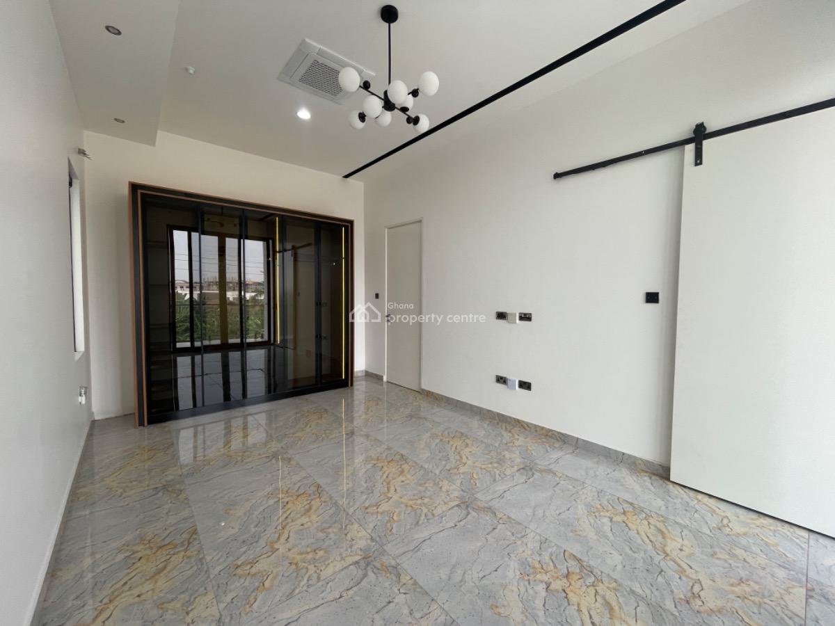 4 Bedroom House with Swimming Pool, East Legon, Accra, House for Sale