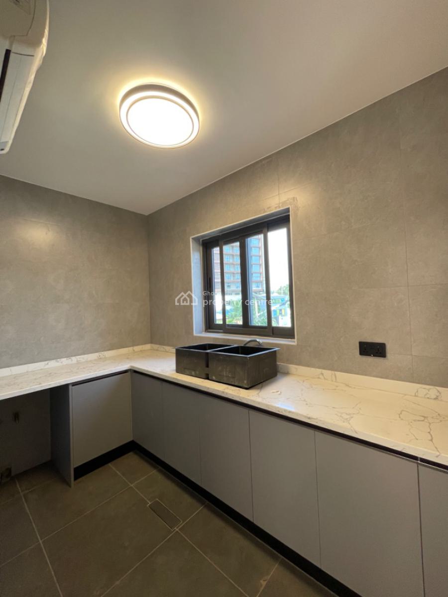 4 Bedroom Townhouse with Private Pool, West Airport, Airport Residential Area, Accra, Townhouse for Sale