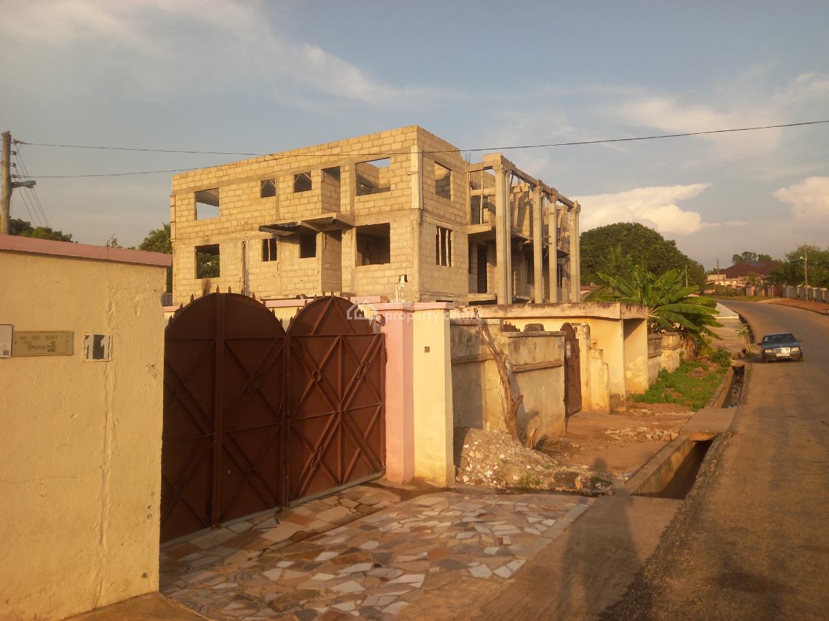 12 Bedrooms Apartment / Flats, Pankrono, Kumasi Metropolitan, Ashanti, House for Sale