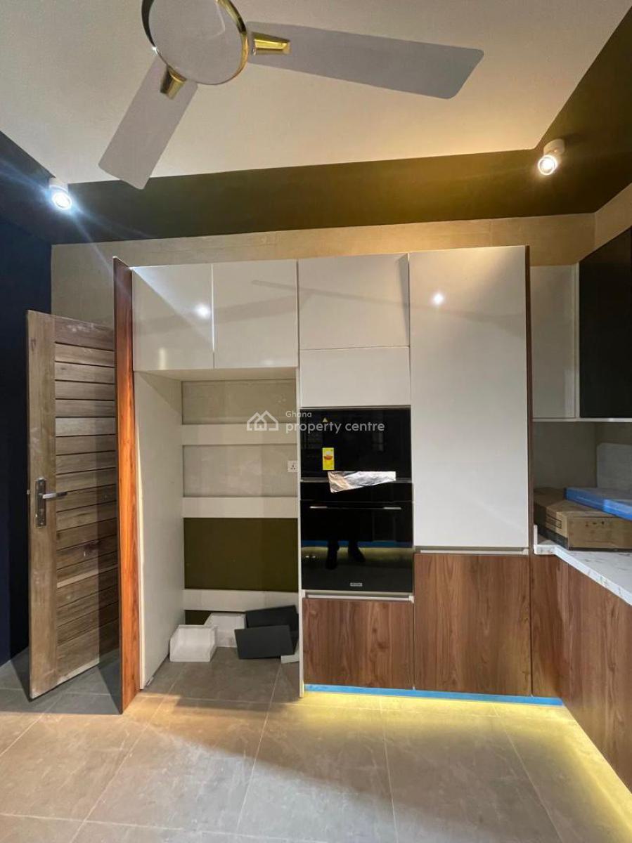 Exercutive 4 Bedrooms, Atomic Down, Kwabenya, Ga East Municipal, Accra, House for Sale