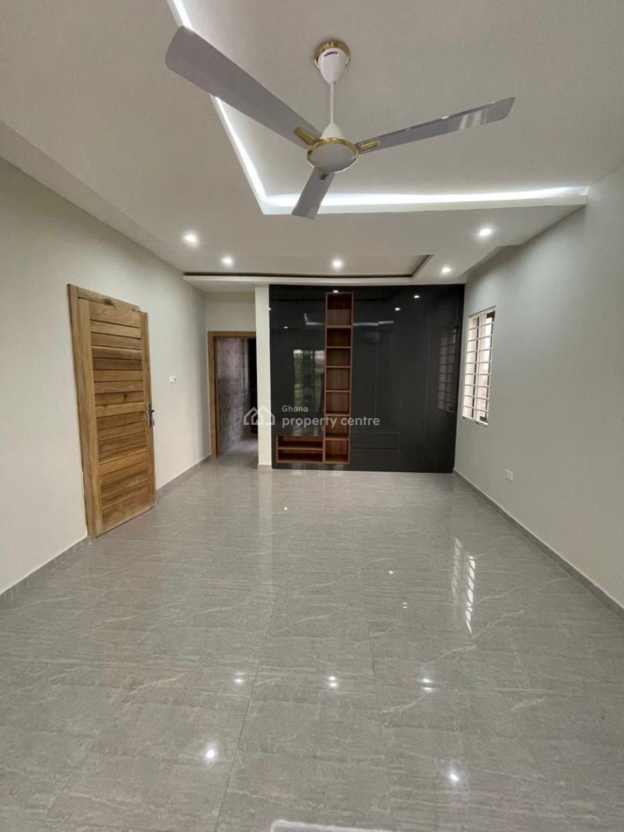 Exercutive 4 Bedrooms, Atomic Down, Kwabenya, Ga East Municipal, Accra, House for Sale