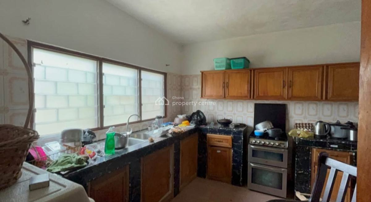 5 Bedrooms, Aputuogya, Atonsu Lake Road, Kumasi Metropolitan, Ashanti, House for Sale