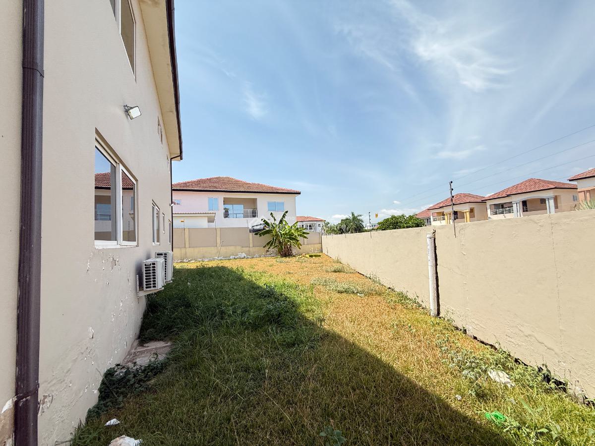 4 Bedroom Duplex with 2 Bedroom Staff Quarters in a Gated Community, East Airport, Airport Residential Area, Accra, Detached Duplex for Sale