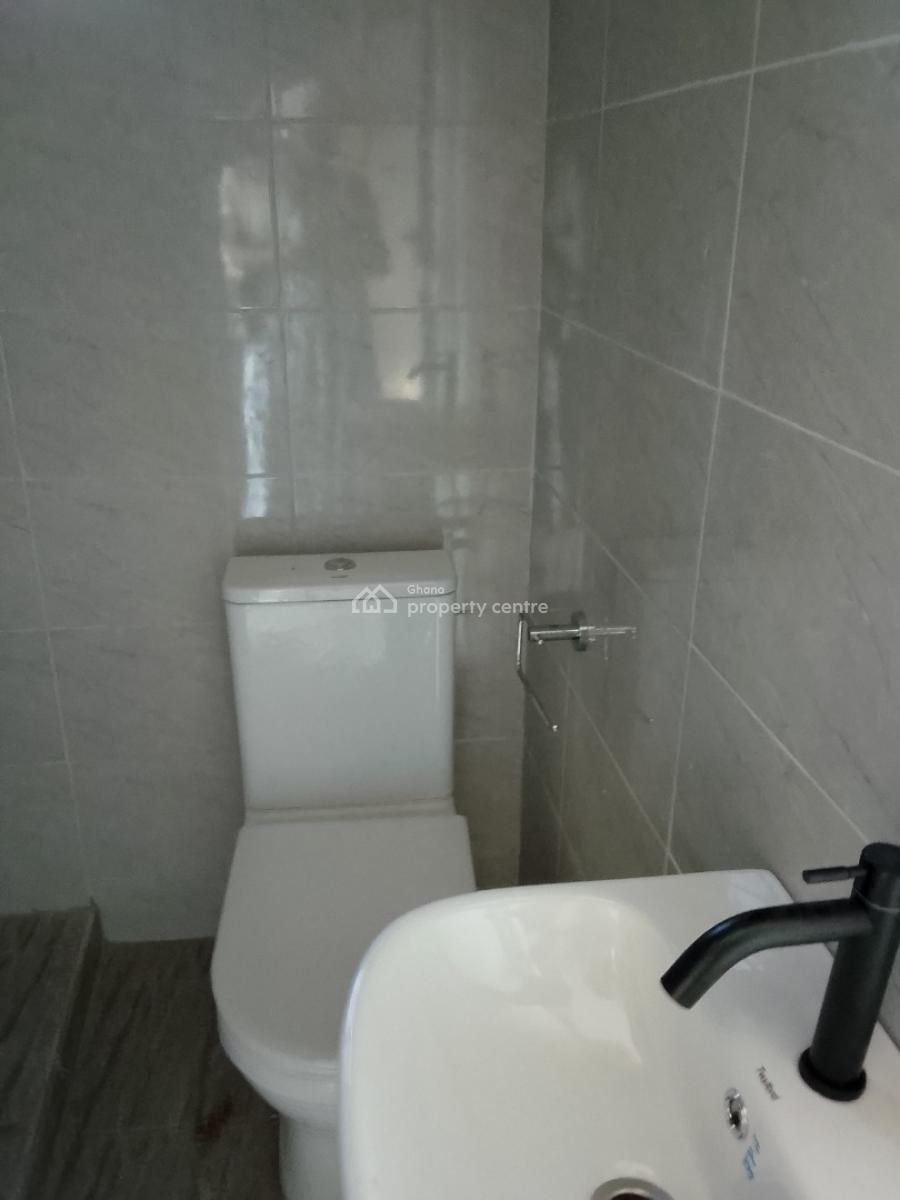 One Bedroom Self Contain, Labadi Palm Wine Junction, La (labadi), La Dade Kotopon Municipal, Accra, House for Rent