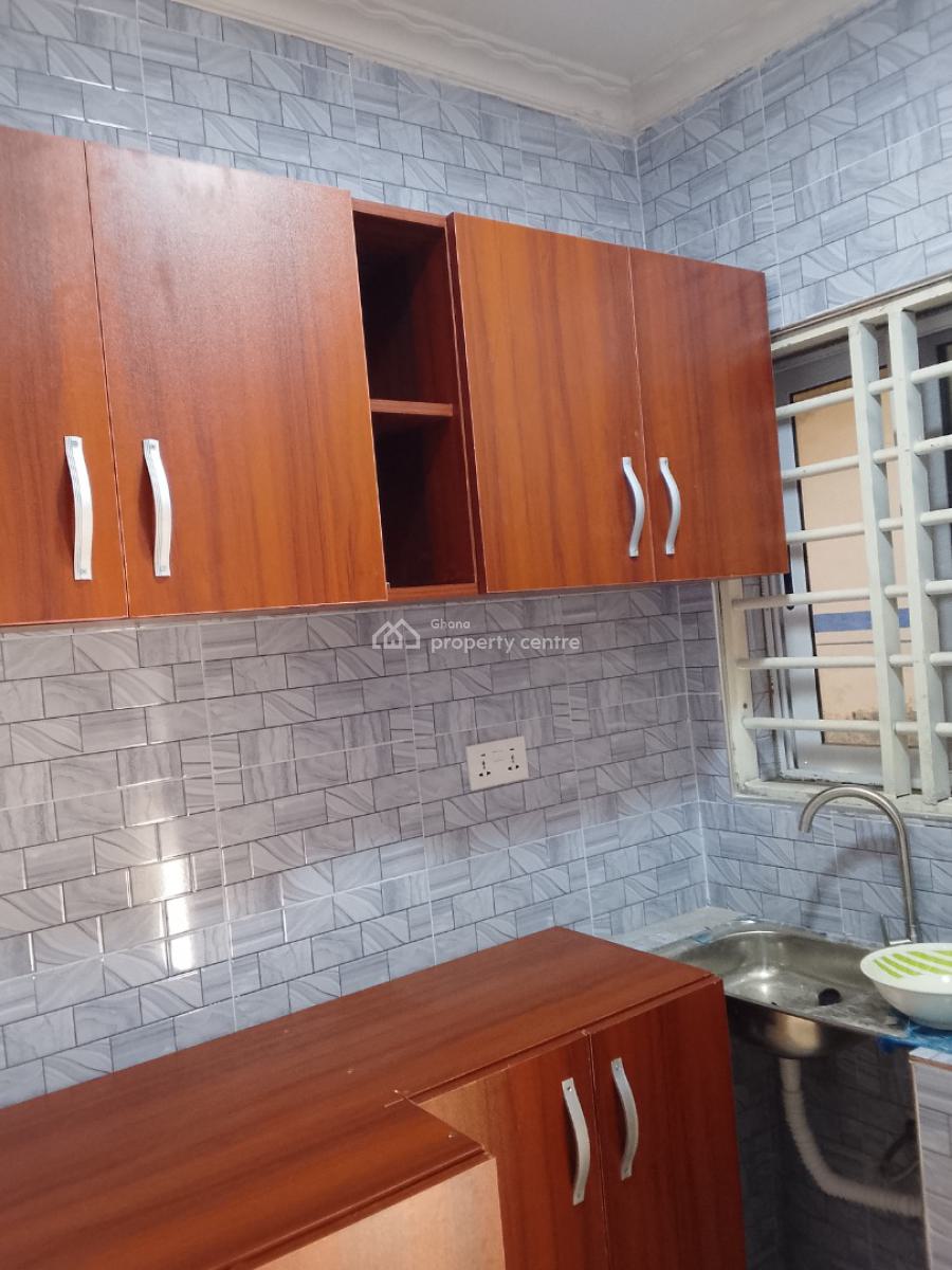 One Bedroom Self Contain, Labadi Palm Wine Junction, La (labadi), La Dade Kotopon Municipal, Accra, House for Rent