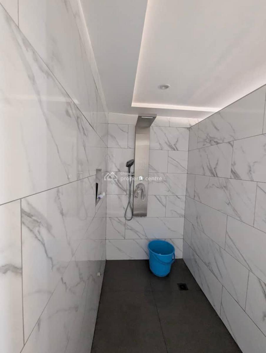 8 Bedrooms House on Tarred Road, Ideal for Hospitals, Schools, Etc., Tantra Hills, Near Champion Divine Clinic, Achimota, Accra, Commercial Property for Rent