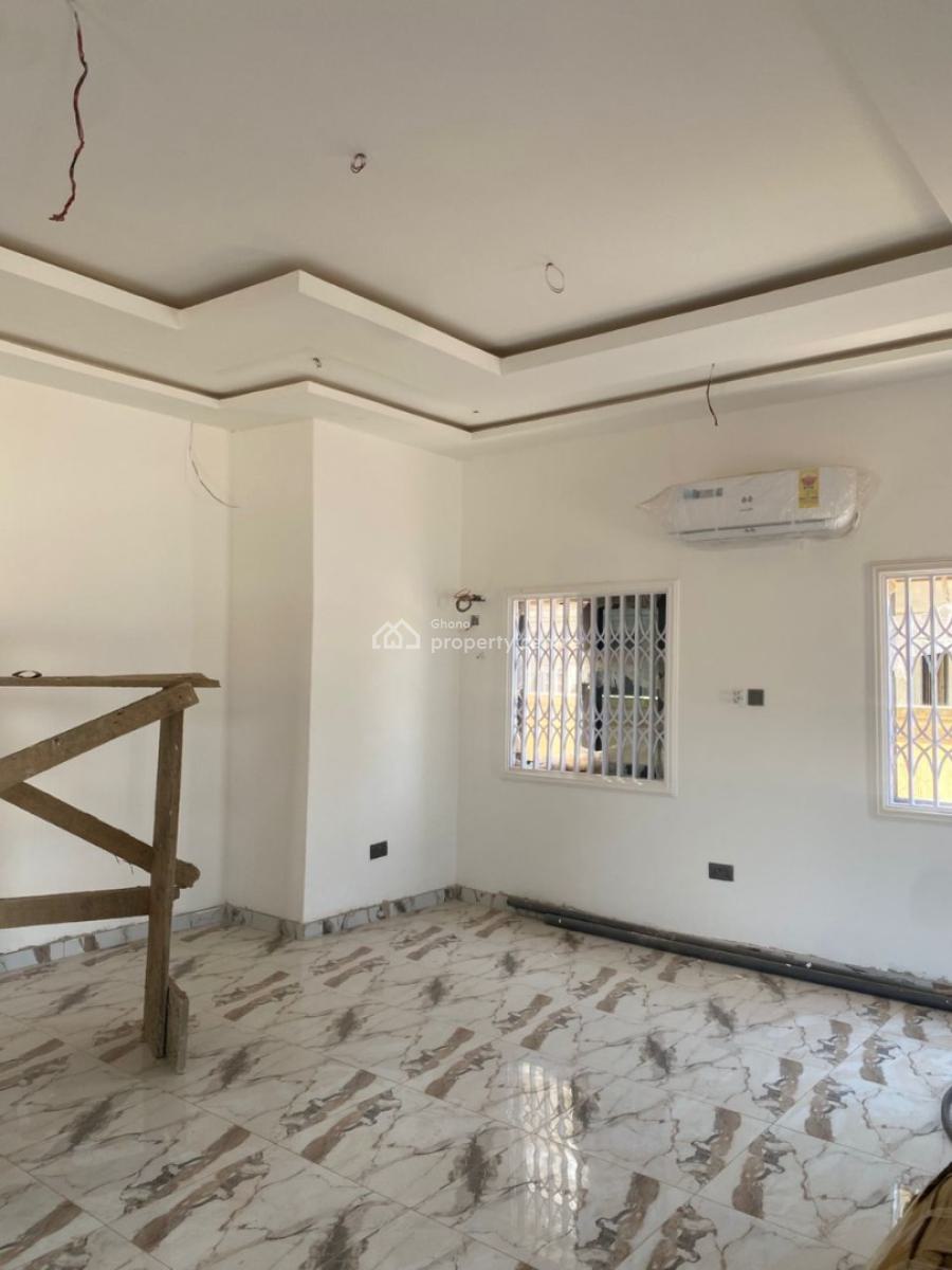 3 Bedrooms House, Tantral Hills, Near Aninja Hospital, Achimota, Accra, House for Sale