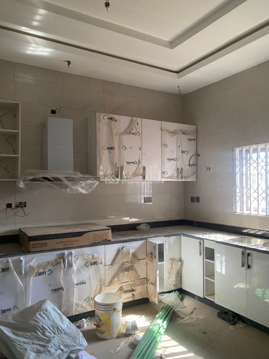 3 Bedrooms House, Tantral Hills, Near Aninja Hospital, Achimota, Accra, House for Sale