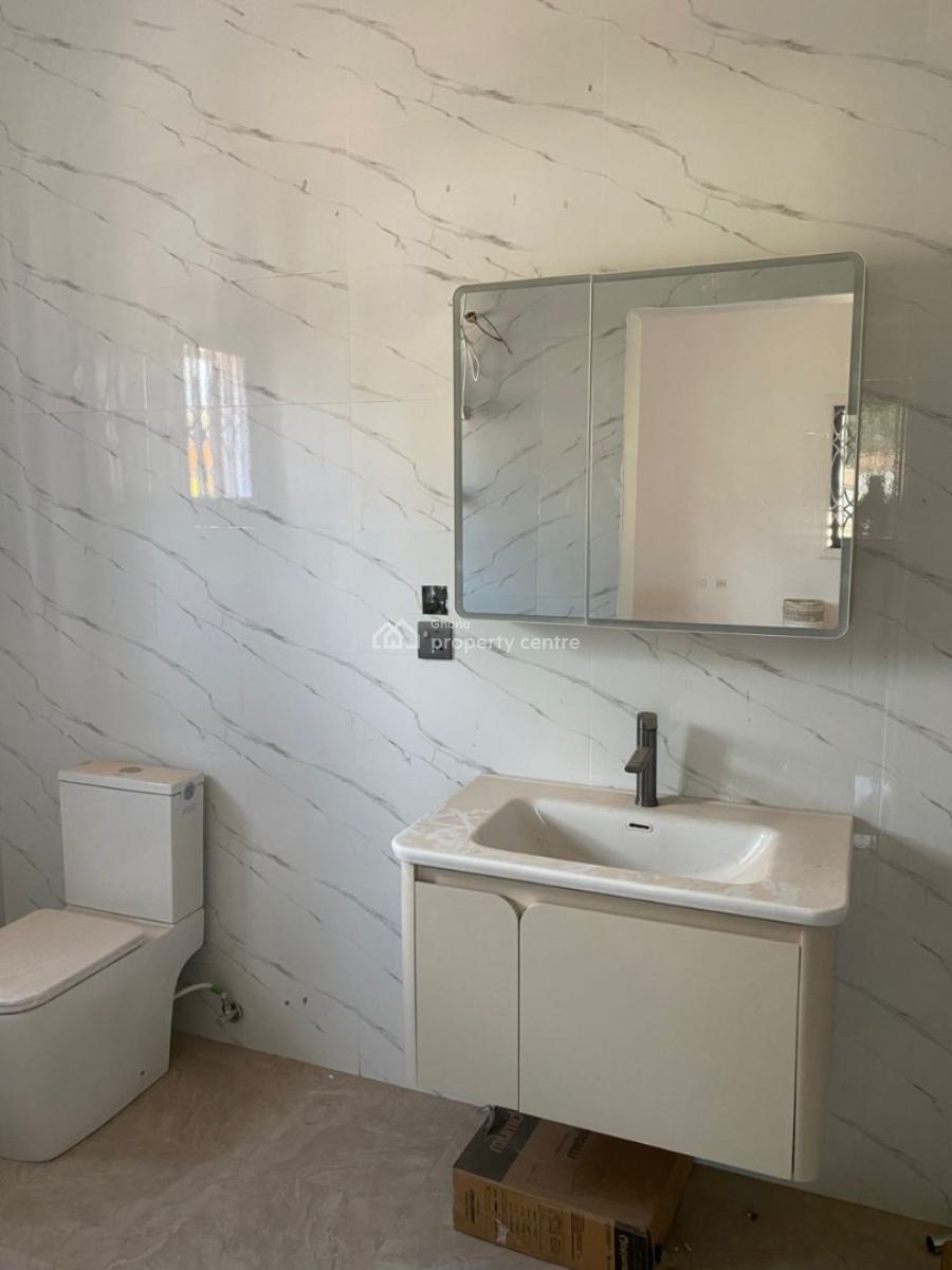 3 Bedrooms House, Tantral Hills, Near Aninja Hospital, Achimota, Accra, House for Sale