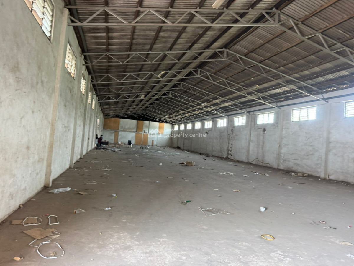 880 Sqm Warehouse, North Industrial Area, Kaneshie, Accra, Commercial Property for Rent