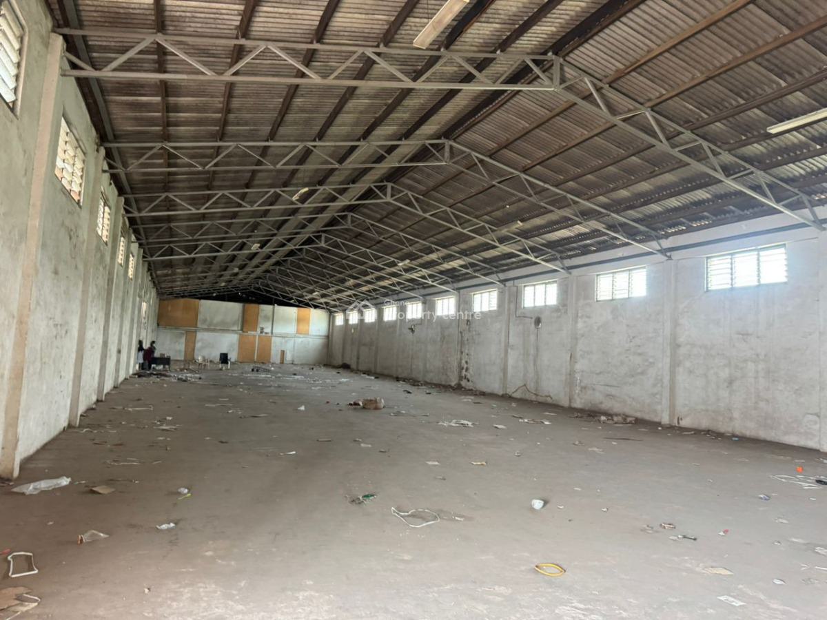 880 Sqm Warehouse, North Industrial Area, Kaneshie, Accra, Commercial Property for Rent