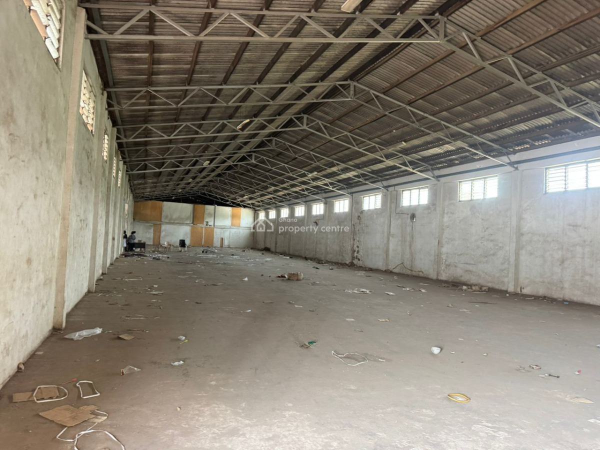 880 Sqm Warehouse, North Industrial Area, Kaneshie, Accra, Commercial Property for Rent
