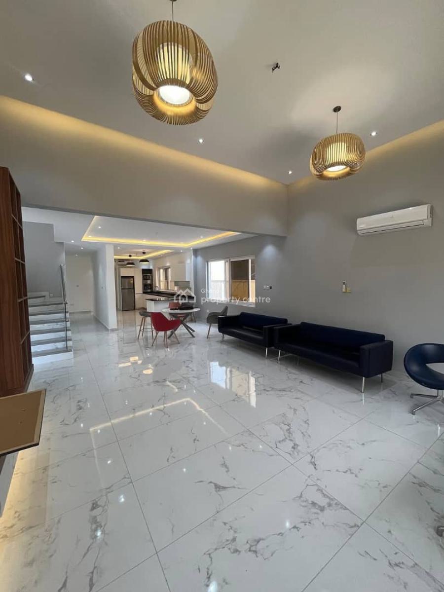 3 Bedroom Single Storey Building in Gated Community, East Airport., East Airport, Airport Residential Area, Accra, Detached Duplex for Sale