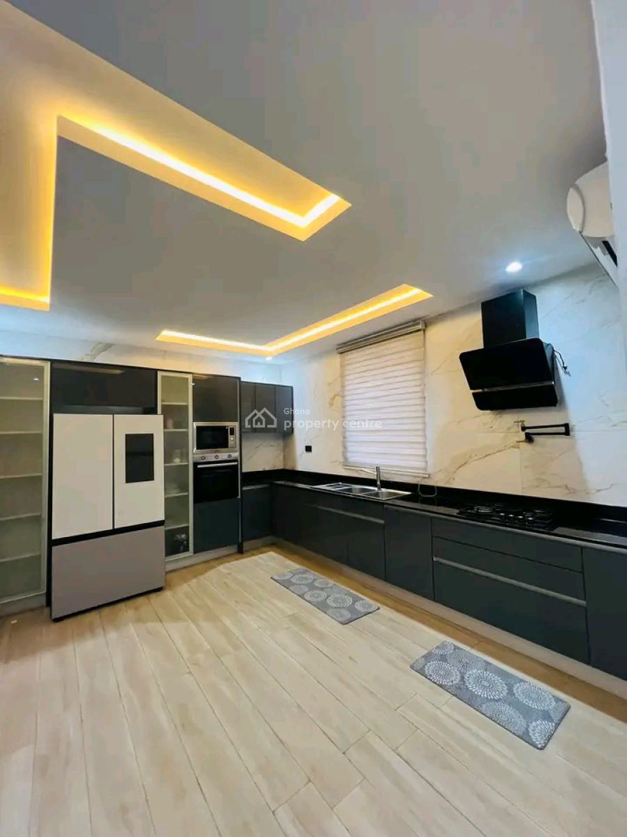 Executive 4bedroom Townhouse @ Botwe, Ashaley Botwe, Adenta Municipal, Accra, House for Sale