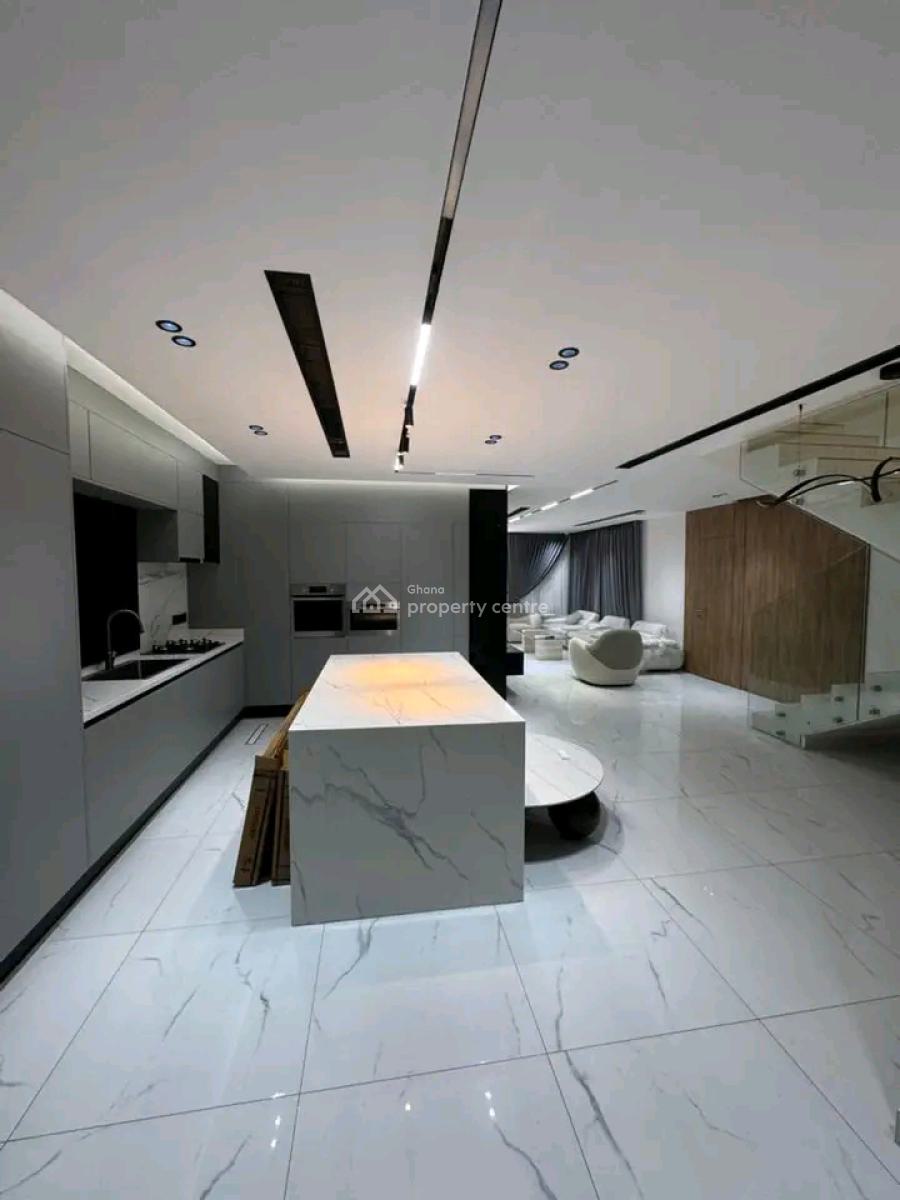 Luxurious 5-bedroom Townhouse @ Airport Residential, Airport Residential Area, Accra, House for Sale