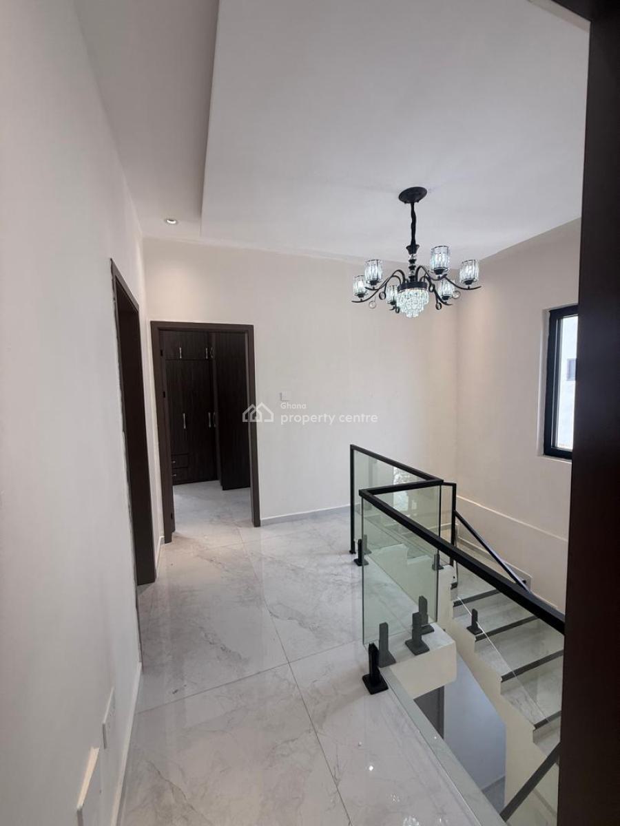 Executive 4-bedroom House @ Botwe School Junction, Ashaley Botwe, Adenta Municipal, Accra, House for Rent