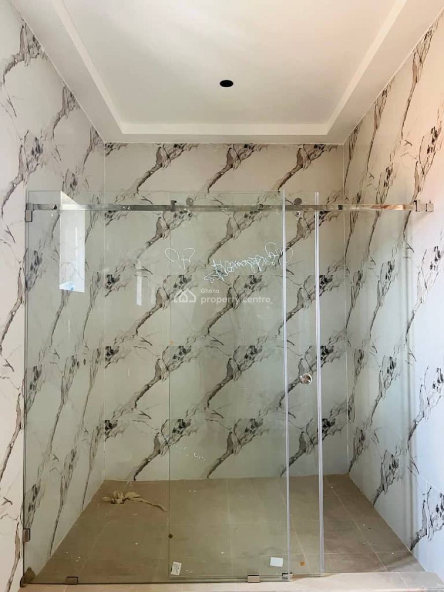 Executive 4 Bedrooms House with Boys Quarters, Ayi Mensah on The Madina - Aburi Highway., Oyarifa, La Nkwantanang Madina Municipal, Accra, Detached Duplex for Sale