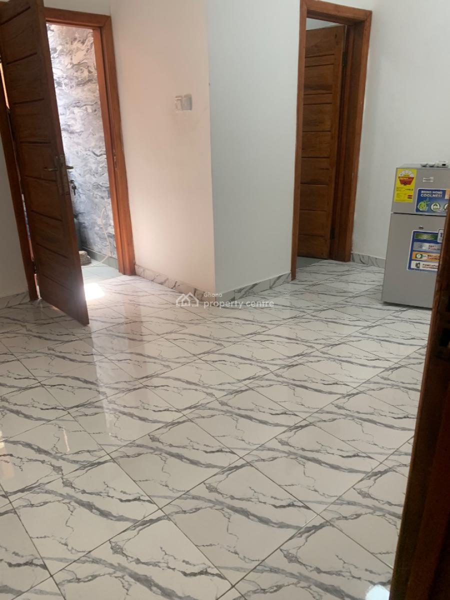 Executive Chamber and Hall Apt@ Dome, Ga East Municipal, Accra, Apartment for Rent