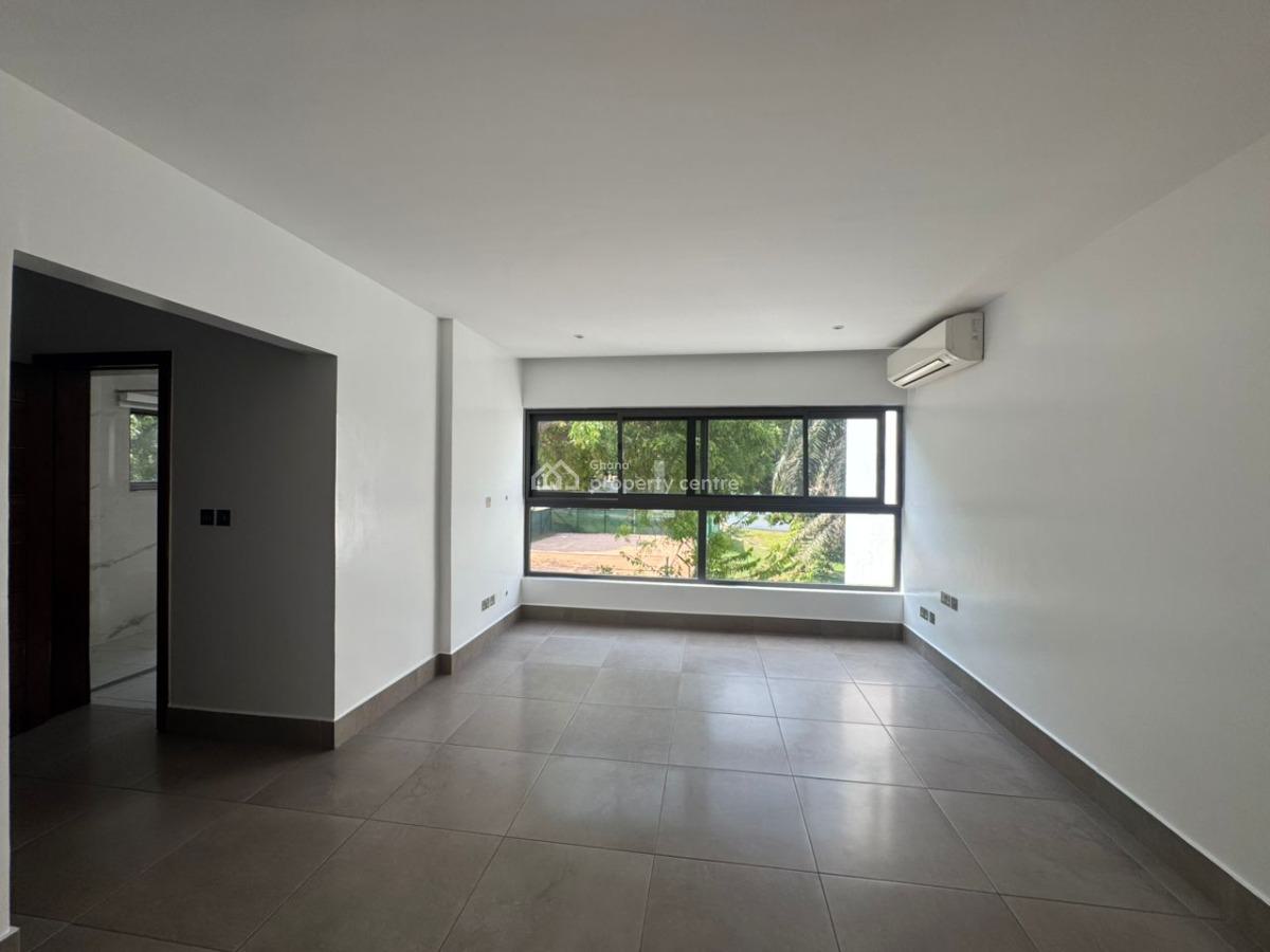 Executive 4 Bedrooms, Burma Camp, Accra, Townhouse for Rent