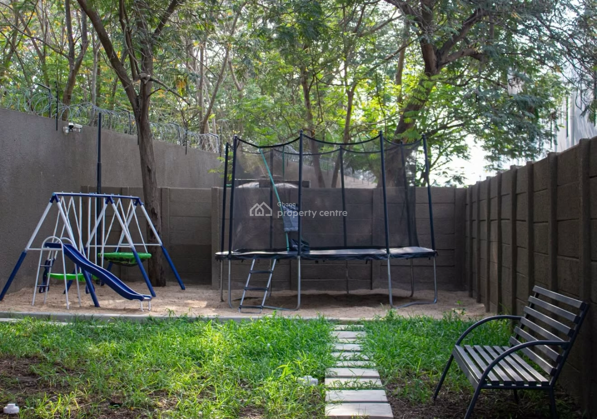 2 Bedroom Duplex with Staff Quarters in a Gated Community with Pool, East Cantonments, Cantonments, Accra, Terraced Duplex for Sale