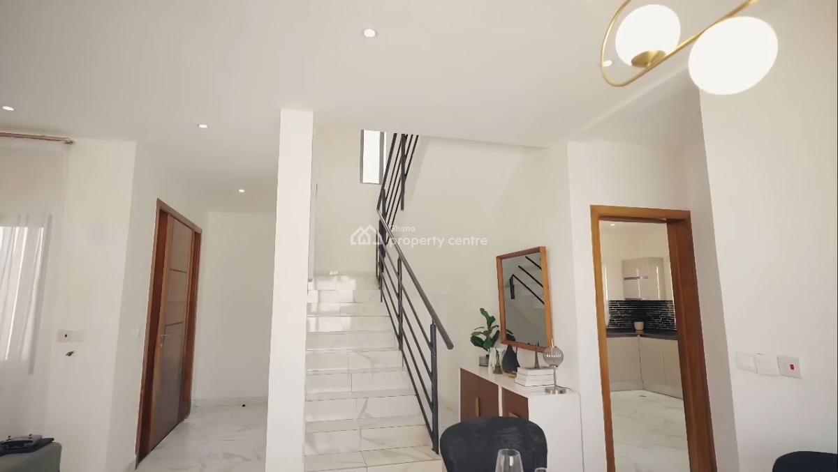 4 Bedroom House with a Boys Quarters, Sakumono, Accra Metropolitan, Accra, House for Sale