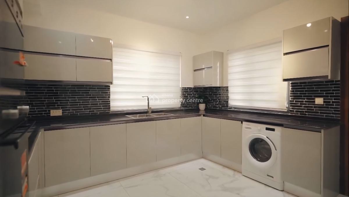 4 Bedroom House with a Boys Quarters, Sakumono, Accra Metropolitan, Accra, House for Sale