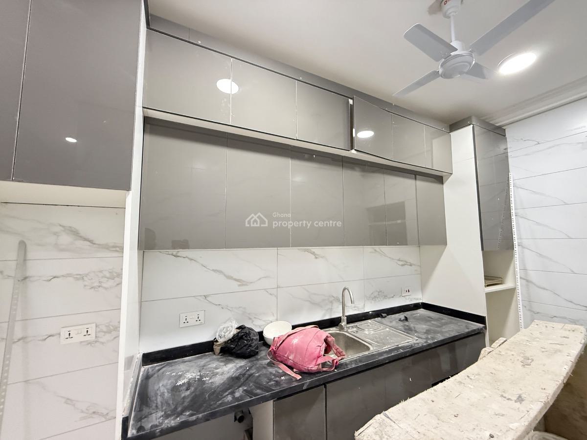 Serviced 2 Bedroom Apartment, Mahama Road, East Airport, Airport Residential Area, Accra, Apartment for Rent