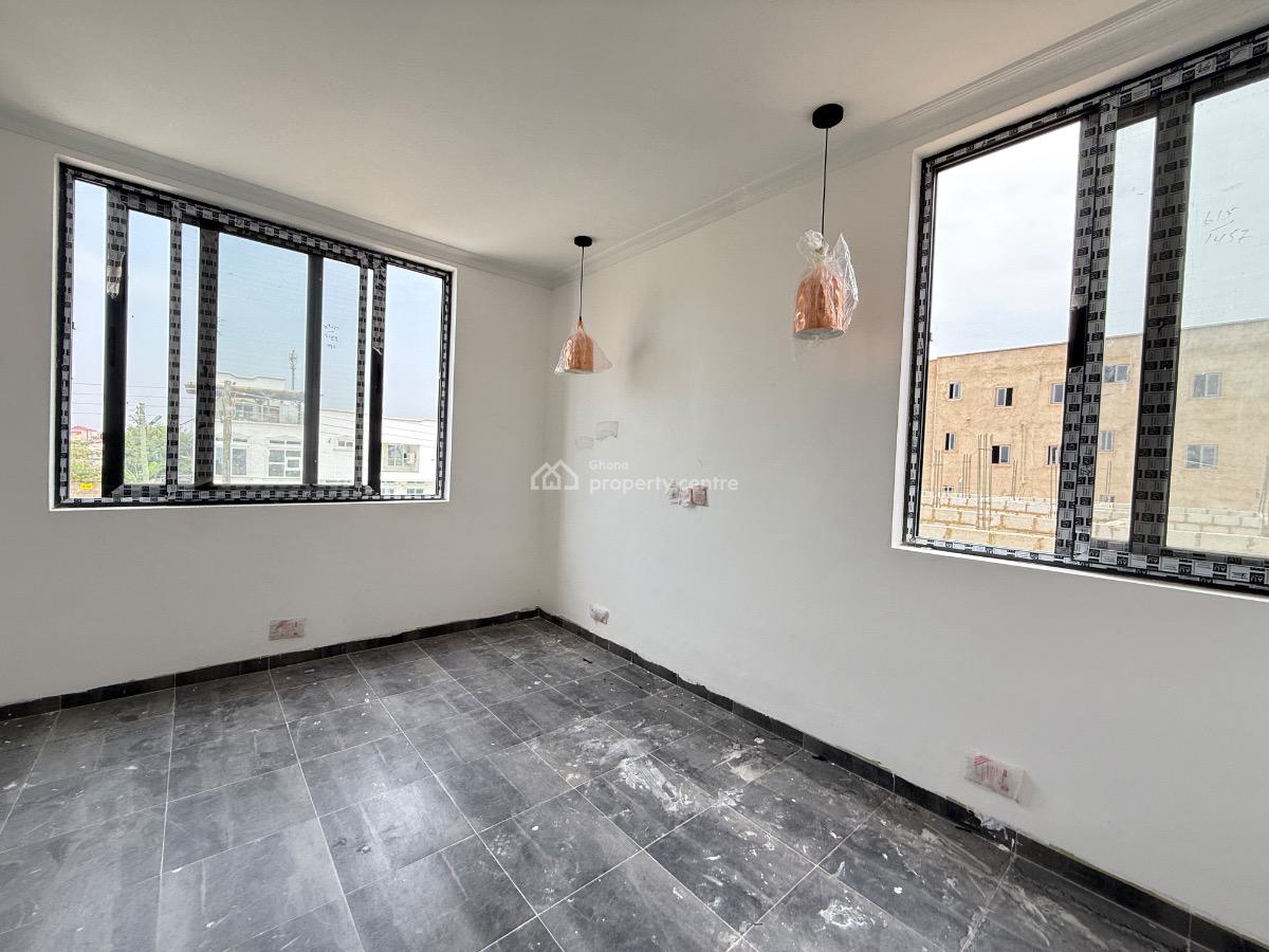 Serviced 2 Bedroom Apartment, Mahama Road, East Airport, Airport Residential Area, Accra, Apartment for Rent