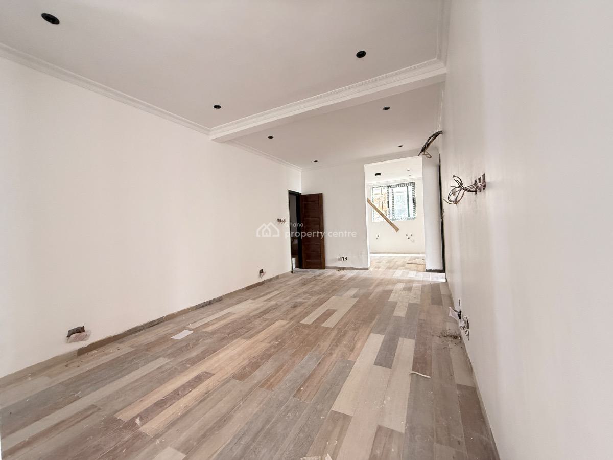 Serviced 2 Bedroom Apartment, Mahama Road, East Airport, Airport Residential Area, Accra, Apartment for Rent