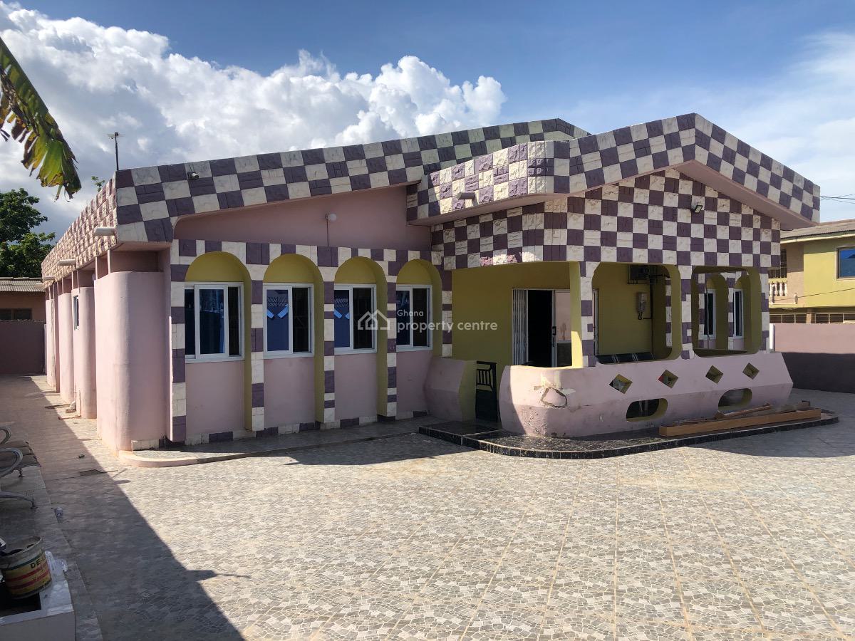 6 Bedrooms House, Nii Kofi Aheley Street, Gbawe, Ga South Municipal, Accra, House for Sale