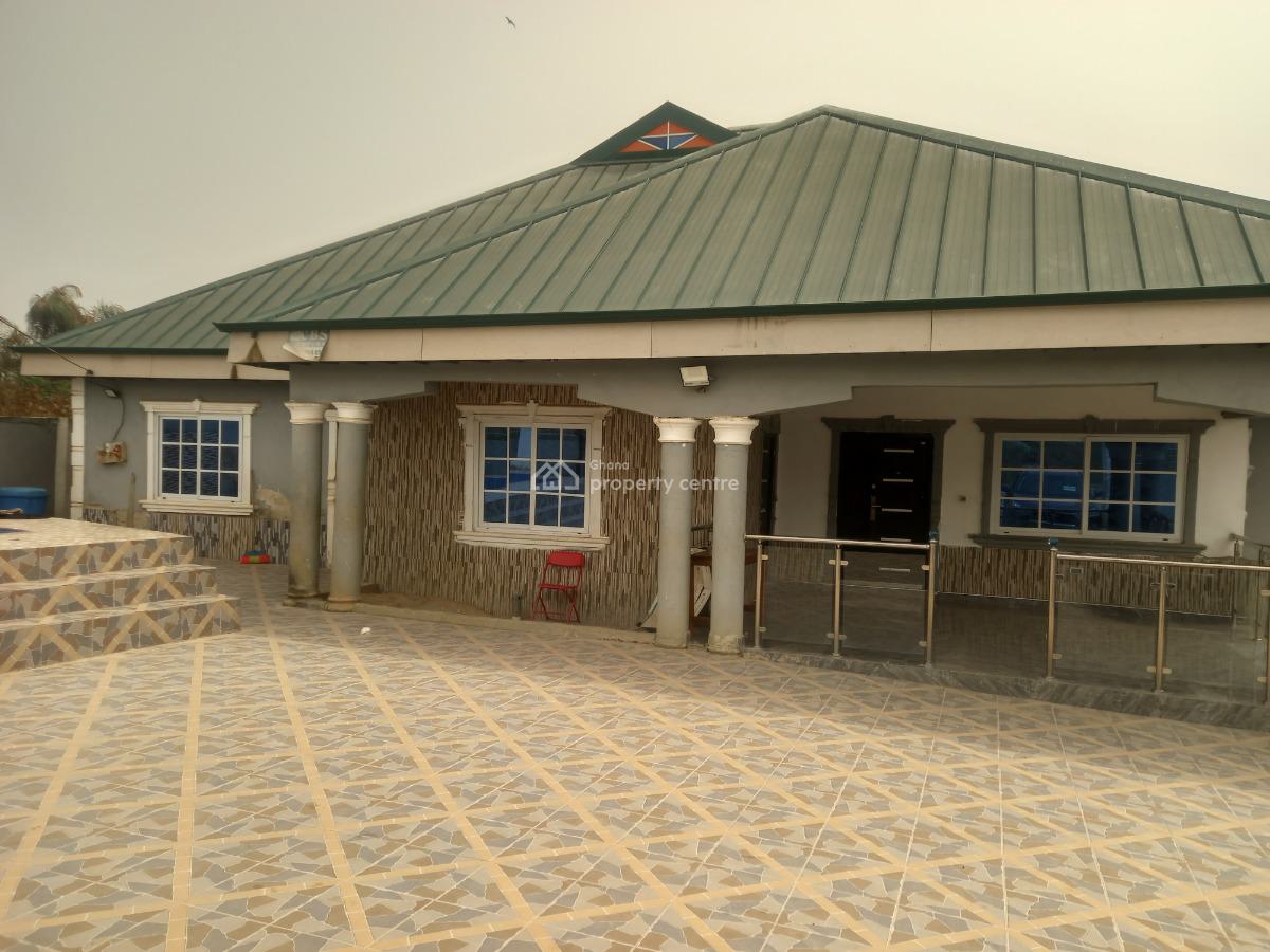 5 Bedrooms, Sewua, Near The Government Hospital, Atonsu Road, Kumasi Metropolitan, Ashanti, House for Sale