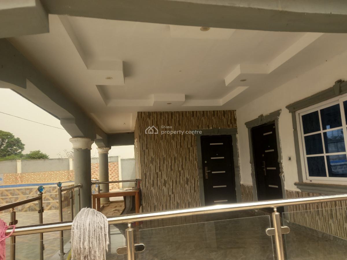 5 Bedrooms, Sewua, Near The Government Hospital, Atonsu Road, Kumasi Metropolitan, Ashanti, House for Sale