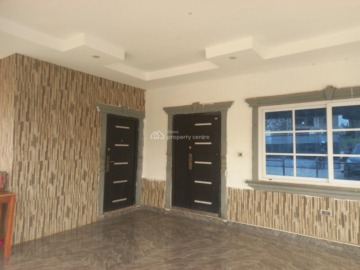 5 Bedrooms, Sewua, Near The Government Hospital, Atonsu Road, Kumasi Metropolitan, Ashanti, House for Sale