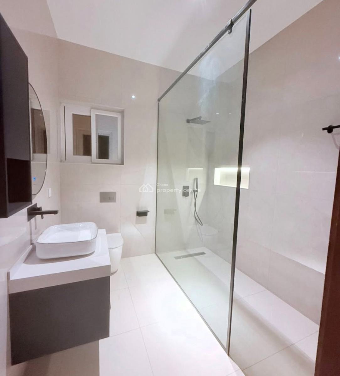 4 Bedroom House with a Boys Quarters, Spintex, Accra Metropolitan, Accra, House for Sale