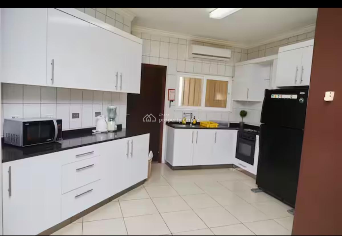 Luxurious 3 Bedrooms Penthouse, Airport Residential Area, Accra, Apartment for Sale