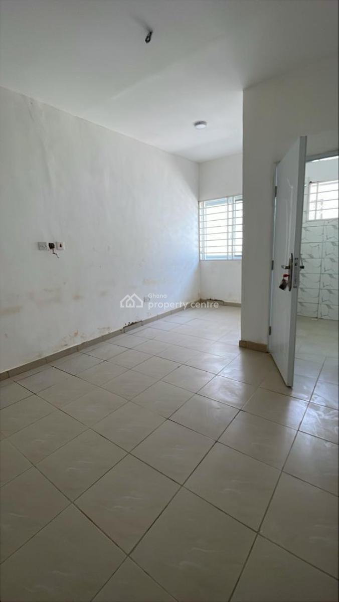 3 Bedrooms Semi-detached House, Danfa, Ga East Municipal, Accra, House for Sale