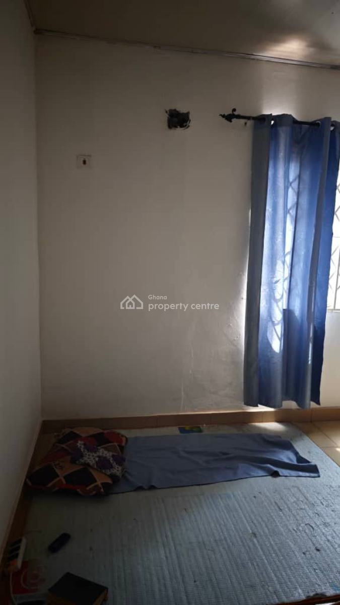 3 Units of 2 Bedroom Apartment and 1 Unit of 3 Bedroom Apartment., Ashongman, Bank of Ghana, Kwabenya, Ga East Municipal, Accra, Block of Flats for Sale