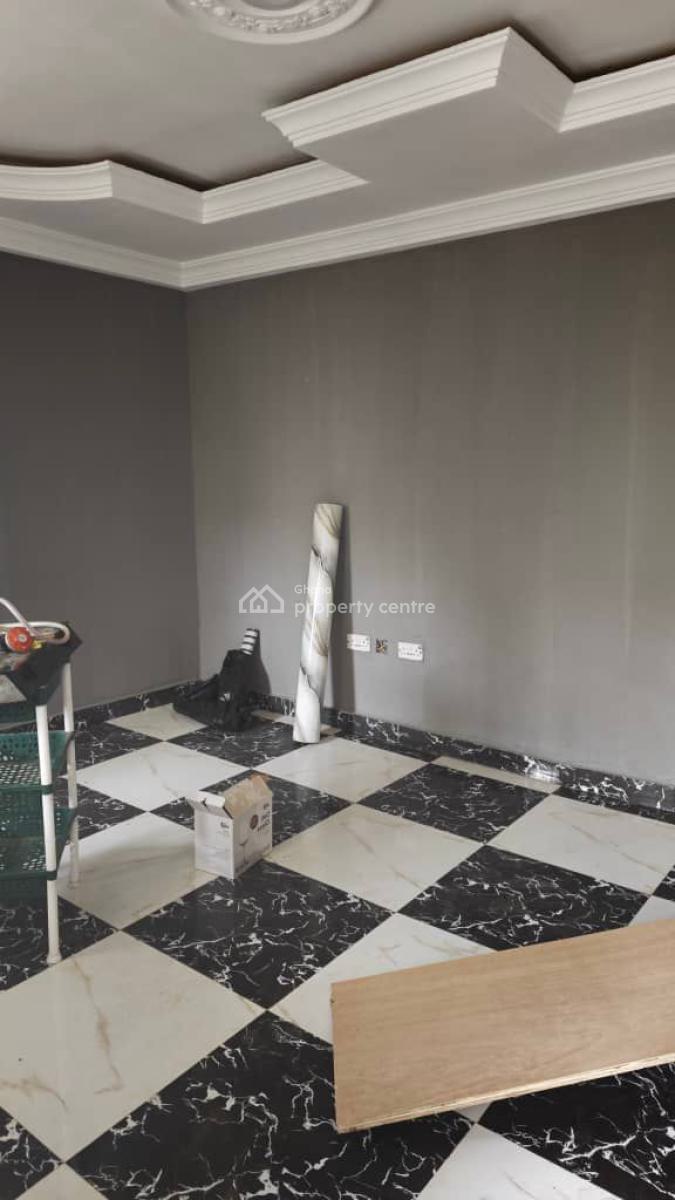 3 Units of 2 Bedroom Apartment and 1 Unit of 3 Bedroom Apartment., Ashongman, Bank of Ghana, Kwabenya, Ga East Municipal, Accra, Block of Flats for Sale