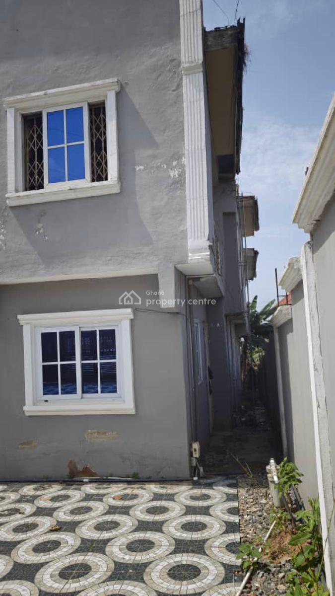 3 Units of 2 Bedroom Apartment and 1 Unit of 3 Bedroom Apartment., Ashongman, Bank of Ghana, Kwabenya, Ga East Municipal, Accra, Block of Flats for Sale