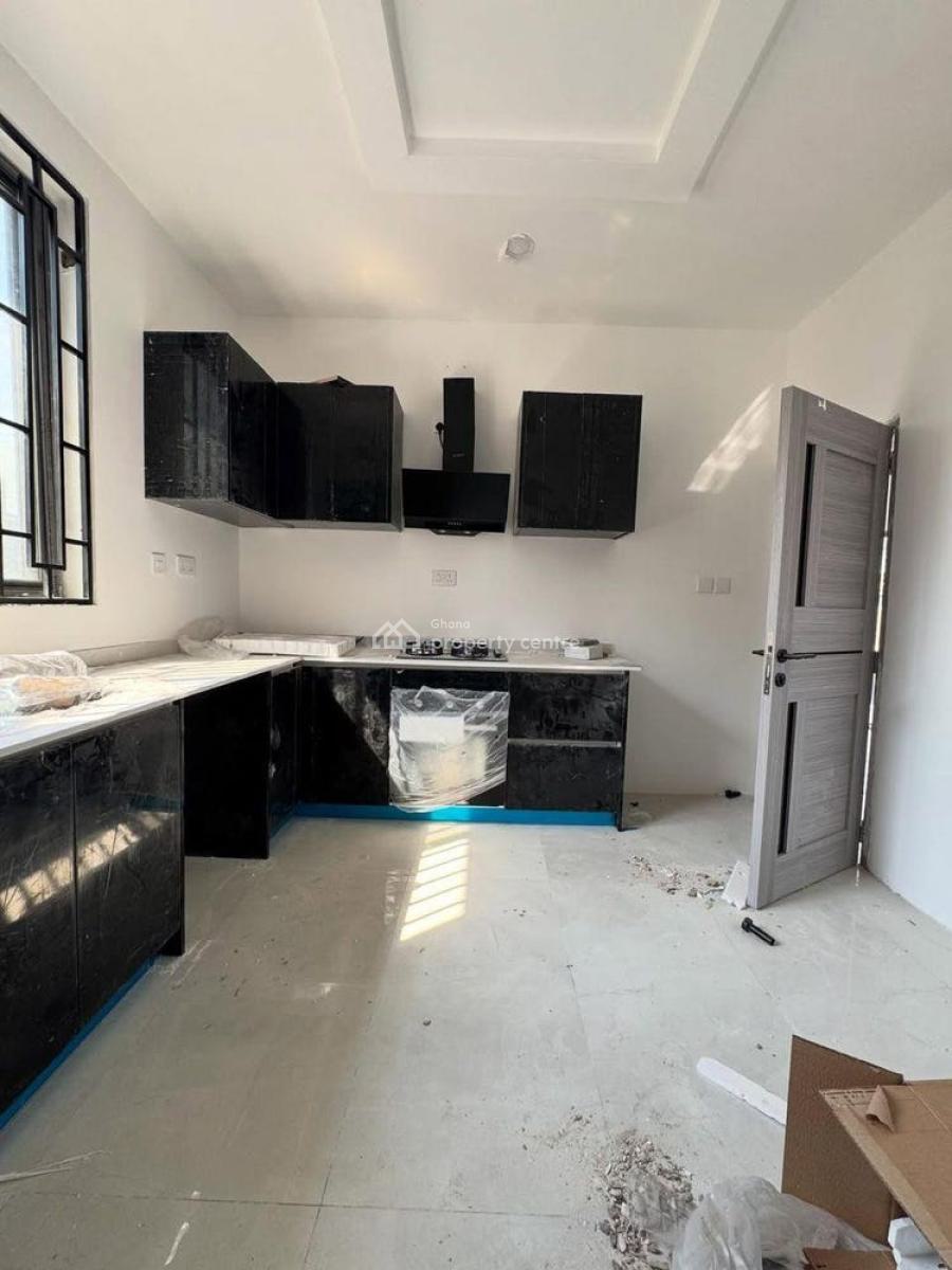 3 Bedroom Townhouse with Staff Quarters in a Gated Community, Tseaddo, East Airport, Airport Residential Area, Accra, Townhouse for Rent