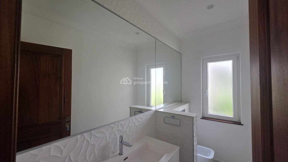 5 Bedrooms House, Rasy Trasacco, Accra Metropolitan, Accra, House for Sale
