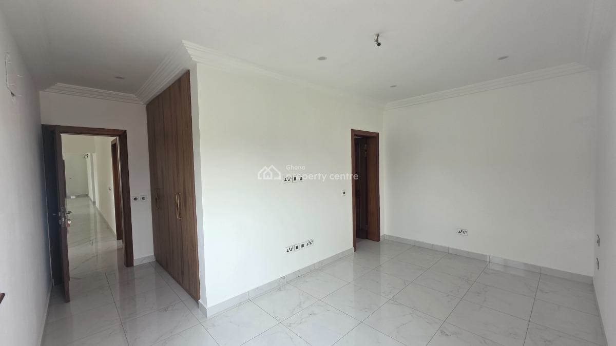 5 Bedrooms House, Rasy Trasacco, Accra Metropolitan, Accra, House for Sale