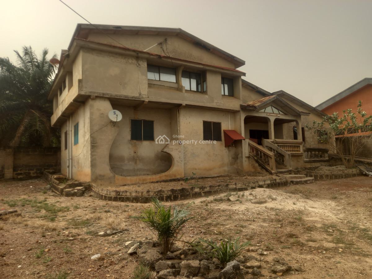6 Bedrooms, Kronum, Near Suame, Makro., Kumasi Metropolitan, Ashanti, House for Sale